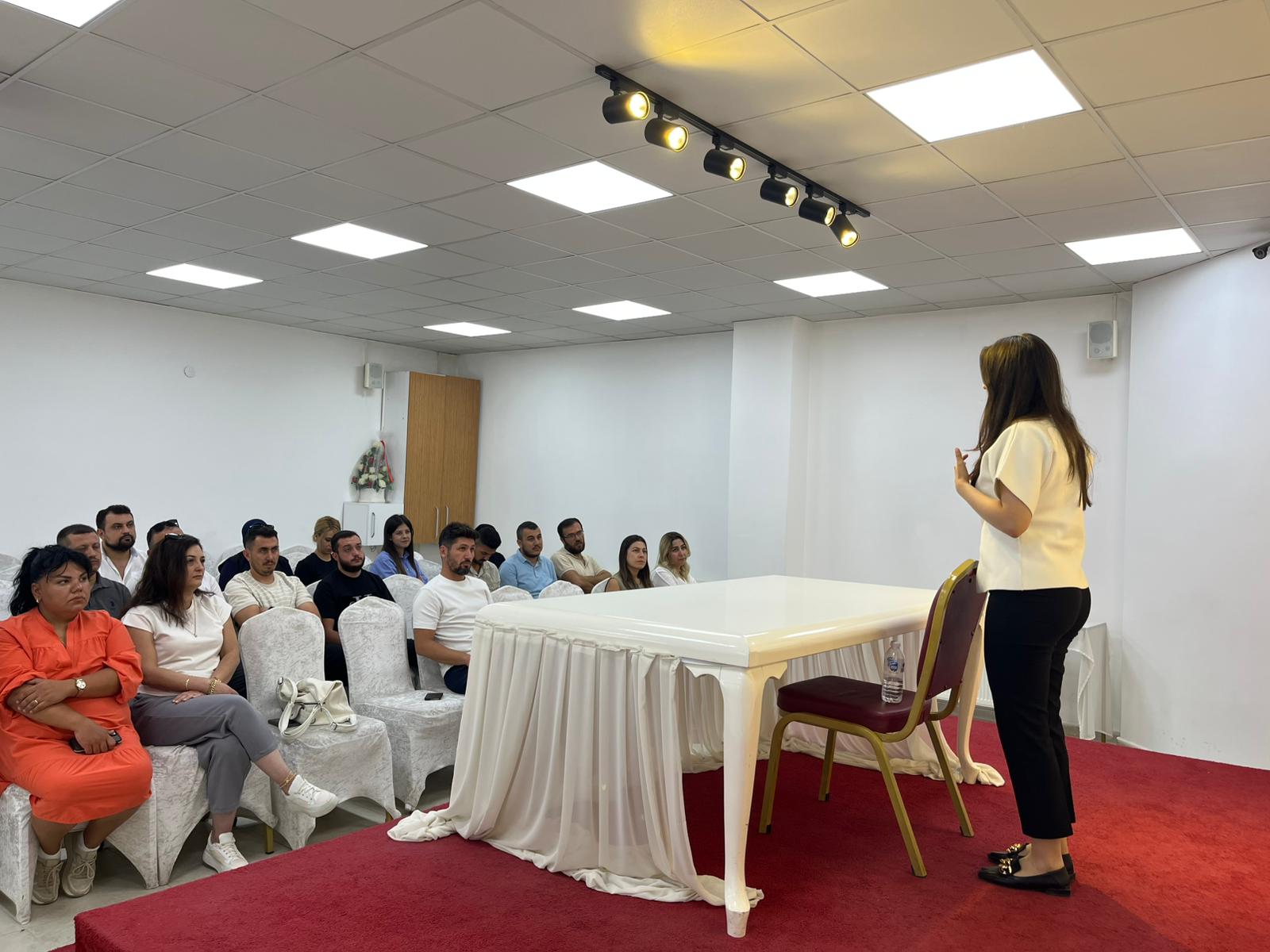 KADINA YÖNELİK ŞİDDETLE MÜCADELE KONULU EĞİTİME KATILIM SAĞLADIK